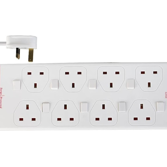 white 8 gang extension lead